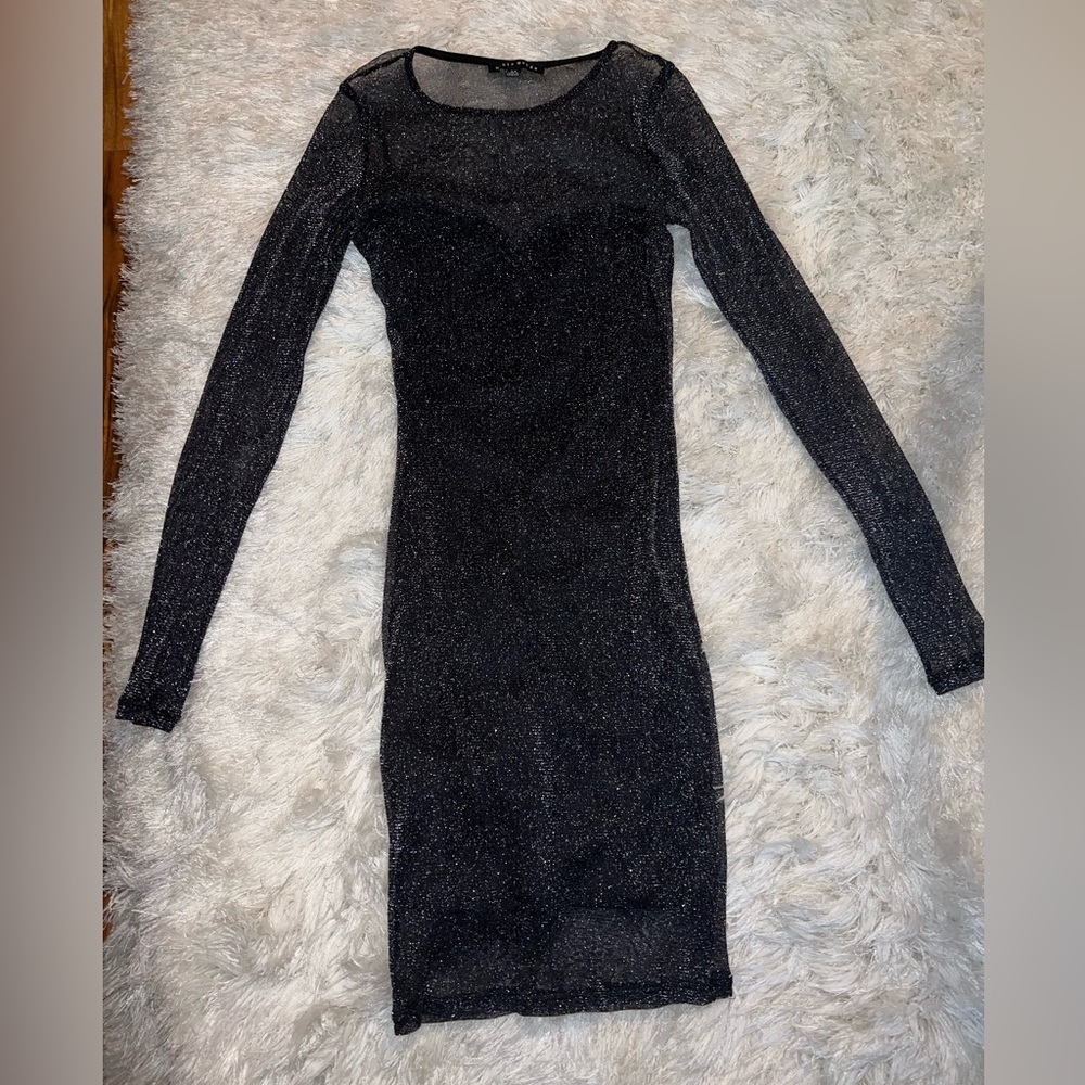 Size: Medium color: black with sparkle